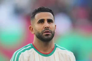 الإعلام الجزائري يعلق على إمكانية انتقال رياض محرز إلى الوداد