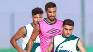 صدمة لفريق الرجاء الرياضي بسبب أزمة التأِشيرات تحدد مصير مباراة فالنسيا
