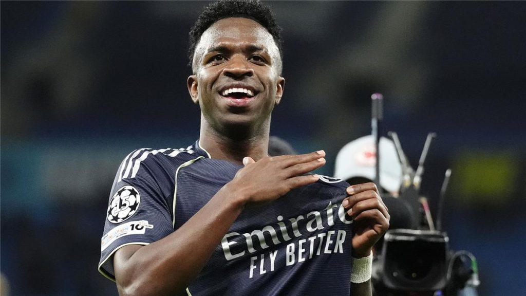 ريال مدريد يصدر بيانا رسميا بشأن فينيسيوس جونيور