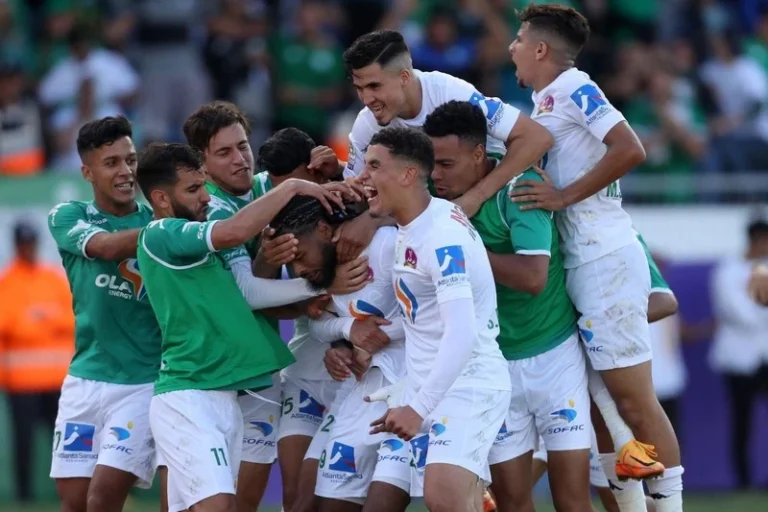 الرجاء يقترب من التوقيع للاعب جنوب أفريقي
