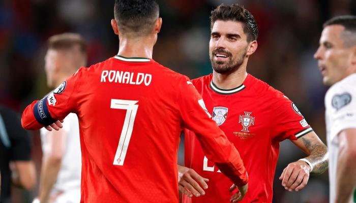 رونالدو يثور في وجه جماهير التعاون ويطالب بعقوبة صارمة بسبب هتافات جوتا