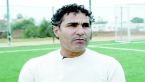 كلمات مؤثرة لصلاح الدين بصير في حق الراحل يوعري: «كان أباً لجميع اللاعبين»