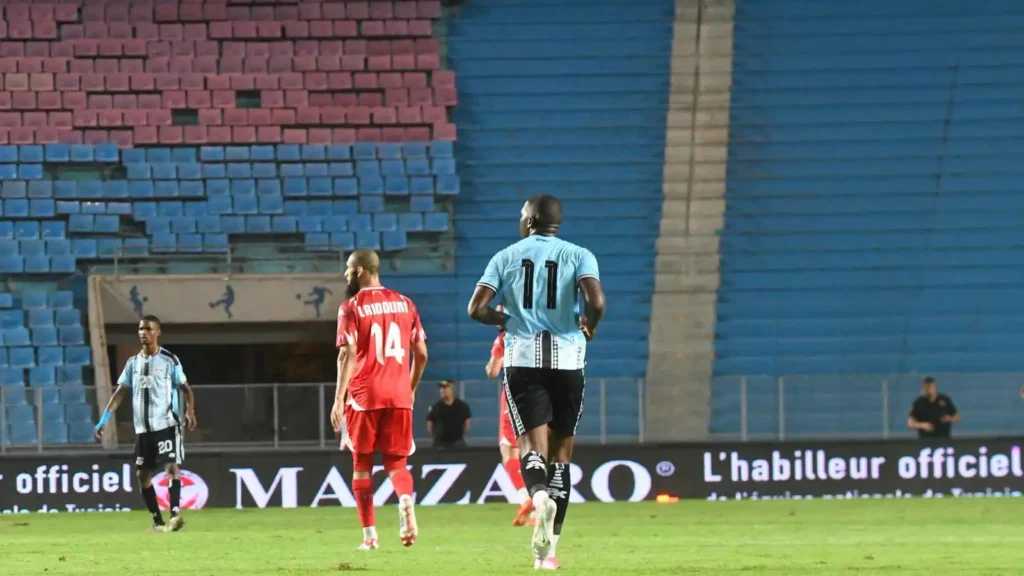 بعد التعادل مع بوتسوانا.. غضب جماهيري كبير في رادس على لاعبي تونس