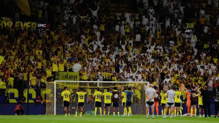 أزمة جديدة تضرب النصر بعد رباعية العين.. بنك الرياض يثير غضب الجماهير