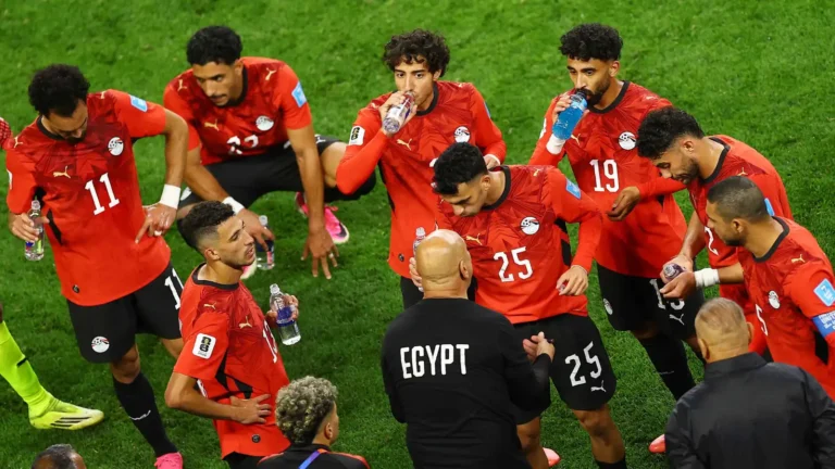 بعد أزمته مع عموتة.. حسام حسن يضم علي محمود ويوجهه برسالة مهمة