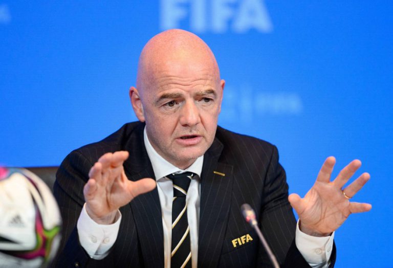 خلاف حاد بين فيفا وويفا بسبب خطة استثمارية مرتبطة بكأس العالم