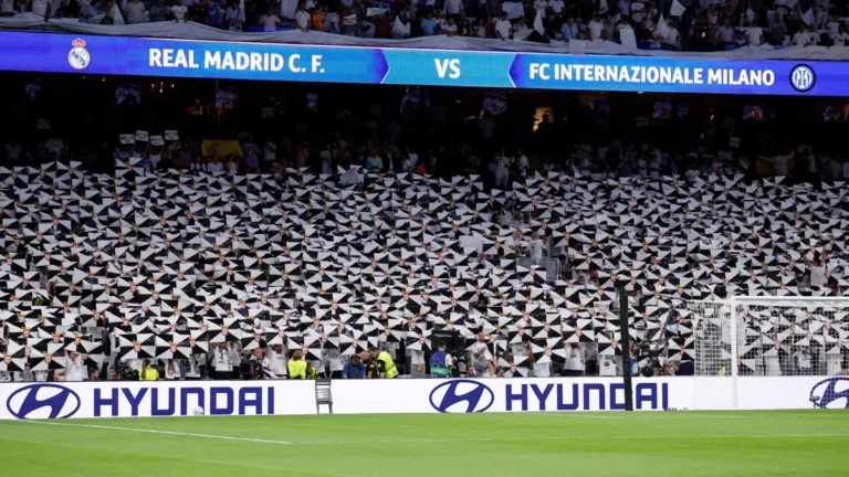 بعد رفع علم سبتة ألتراس ريال مدريد تثير الجدل مجدداً بمشهد مسيء للمغرب