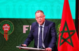 فوزي لقجع يجدد موقف المغرب من احتضان نهائي كأس العالم 2030