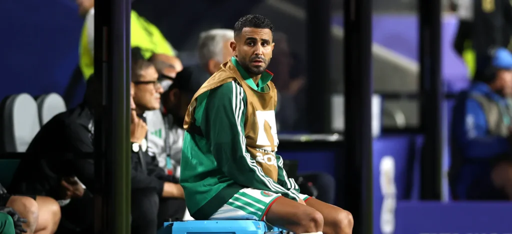كابوس مخيف يهدد نجوم المنتخب الجزائري