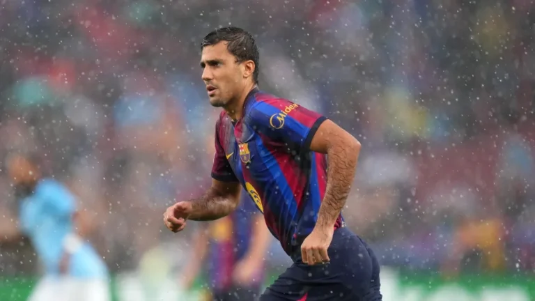 رودري يكشف سبب اختياره برشلونة على حساب ريال مدريد