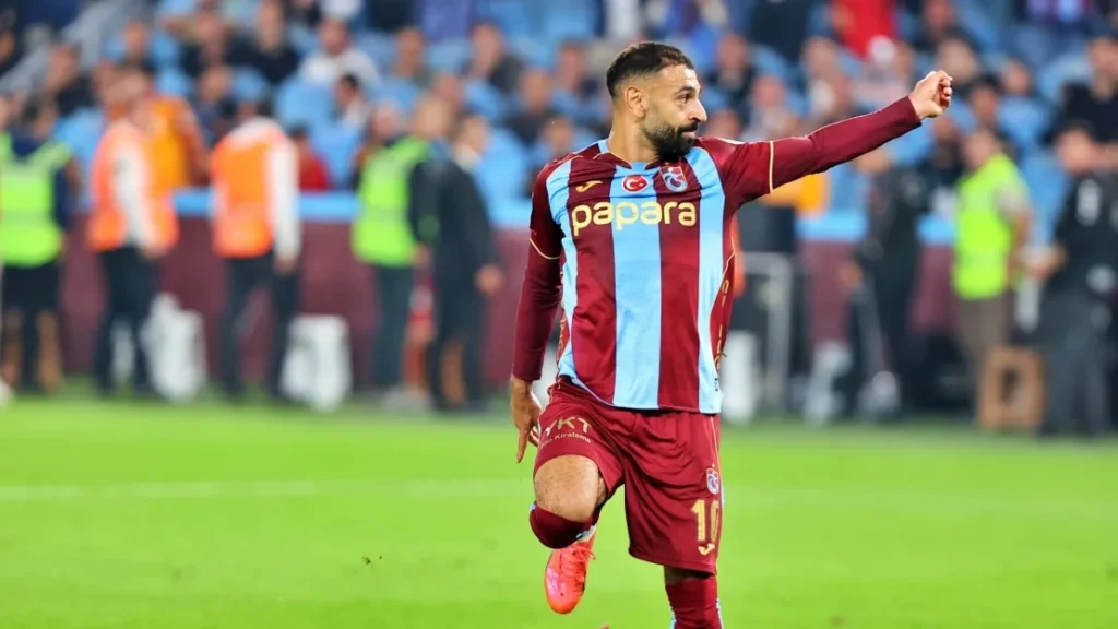 محمد صلاح يحول صخرة في تركيا إلى وجهة سياحية