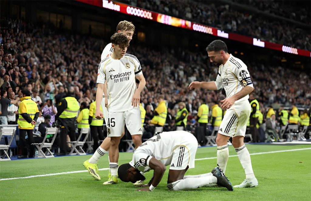 نجم ريال مدريد يعتزل اللعب دوليا