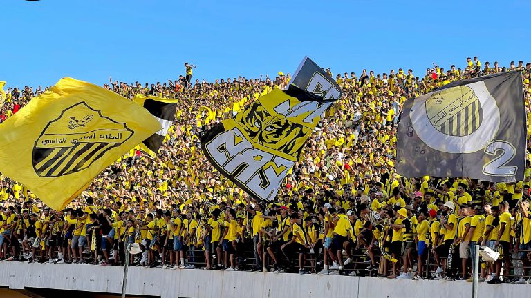 اتحاد الأولتراس المغربي يعلن تضامنه مع فاطال تايغرز ويُحذّر من تضييق جديد على المدرجات