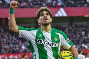 الزلزولي خارج قائمة ريال بيتيس لمواجهة ريال مدريد
