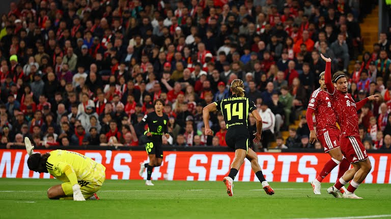 ليفربول يقلب الطاولة على أتلتيكو مدريد ويحصد أول 3 نقاط في دوري الأبطال