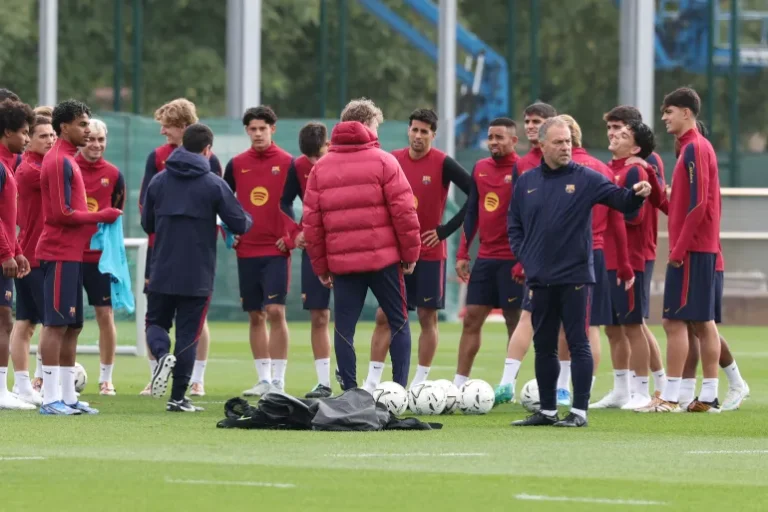 برشلونة يضع عينه على نجم المنتخب المغربي بعد تألقه في إسبانيا