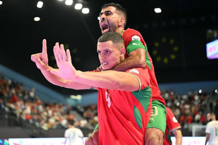 الكاف يشيد بانطلاقة أسود القاعة في كأس إفريقيا