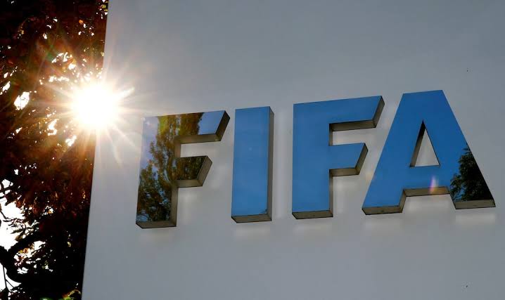 “فيفا” يعلن قرارات جديدة بشأن مونديال السيدات وكأس القارات للأندية